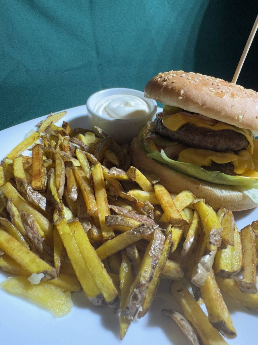 Meniu Double Cheeseburger
